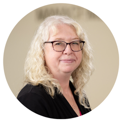Jane Lanaville's headshot